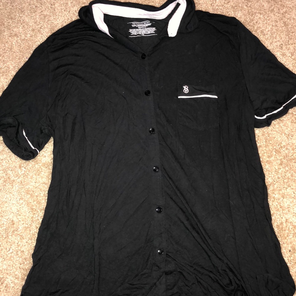 VICTORIAS SECRET SLEEP SHIRT